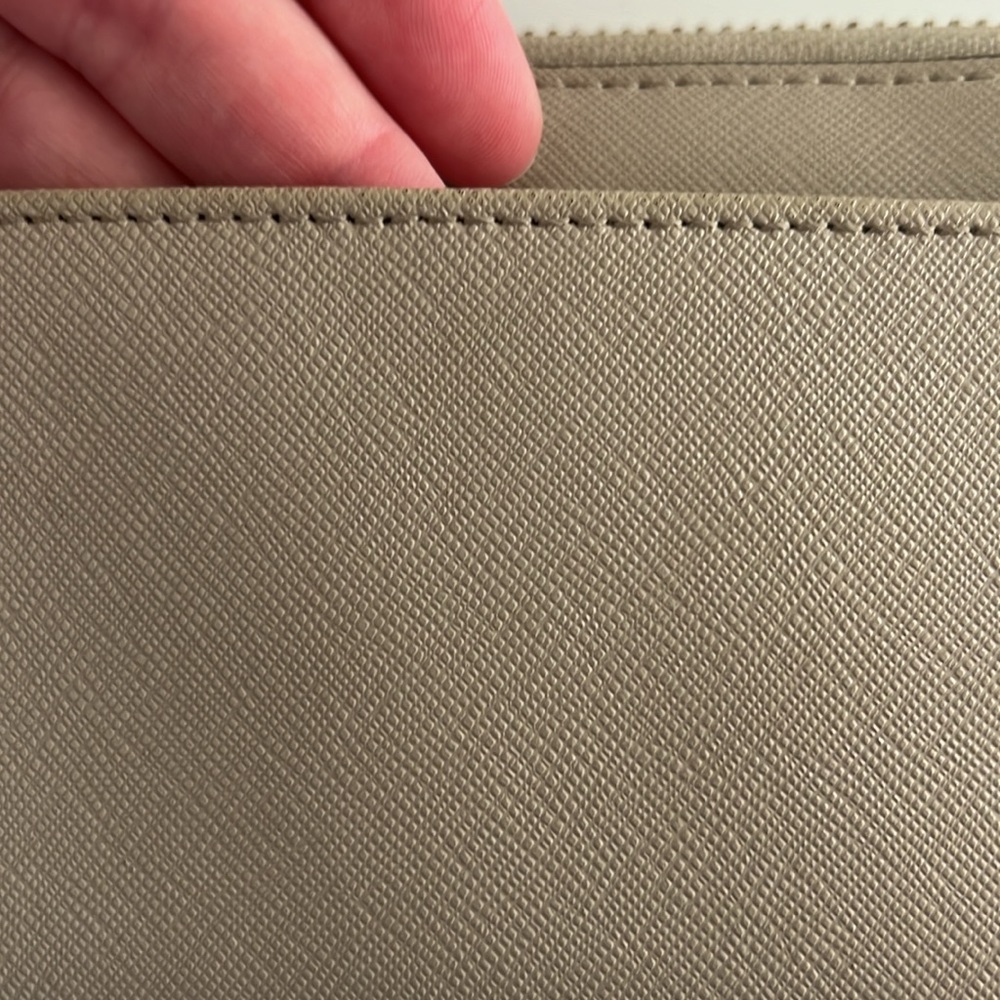 Kate Spade Continental Wallet - Picture 4 of 6